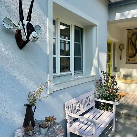 Grafit Vendeghaz Ferienhaus *